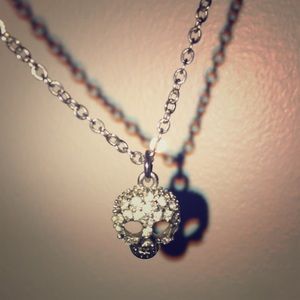 Rhinestone petite skull necklace